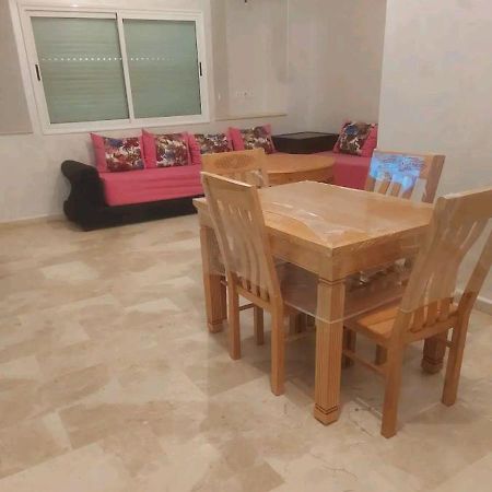 Appartement Avec Piscine Proche De La Plage Mohammedia Exteriör bild
