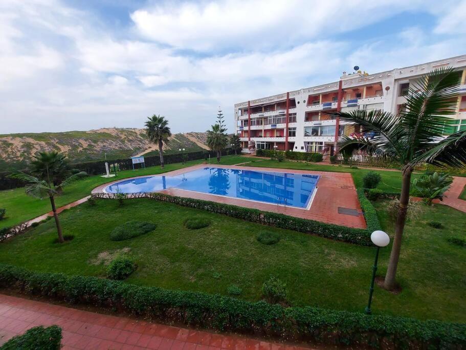Appartement Avec Piscine Proche De La Plage Mohammedia Exteriör bild