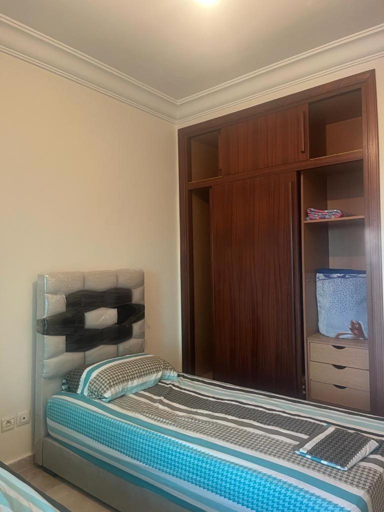Appartement Avec Piscine Proche De La Plage Mohammedia Exteriör bild